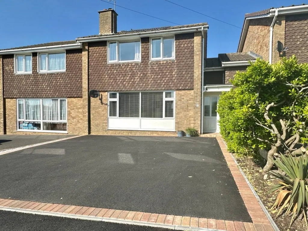 3 bed house for sale, Milford on Sea, Lymington