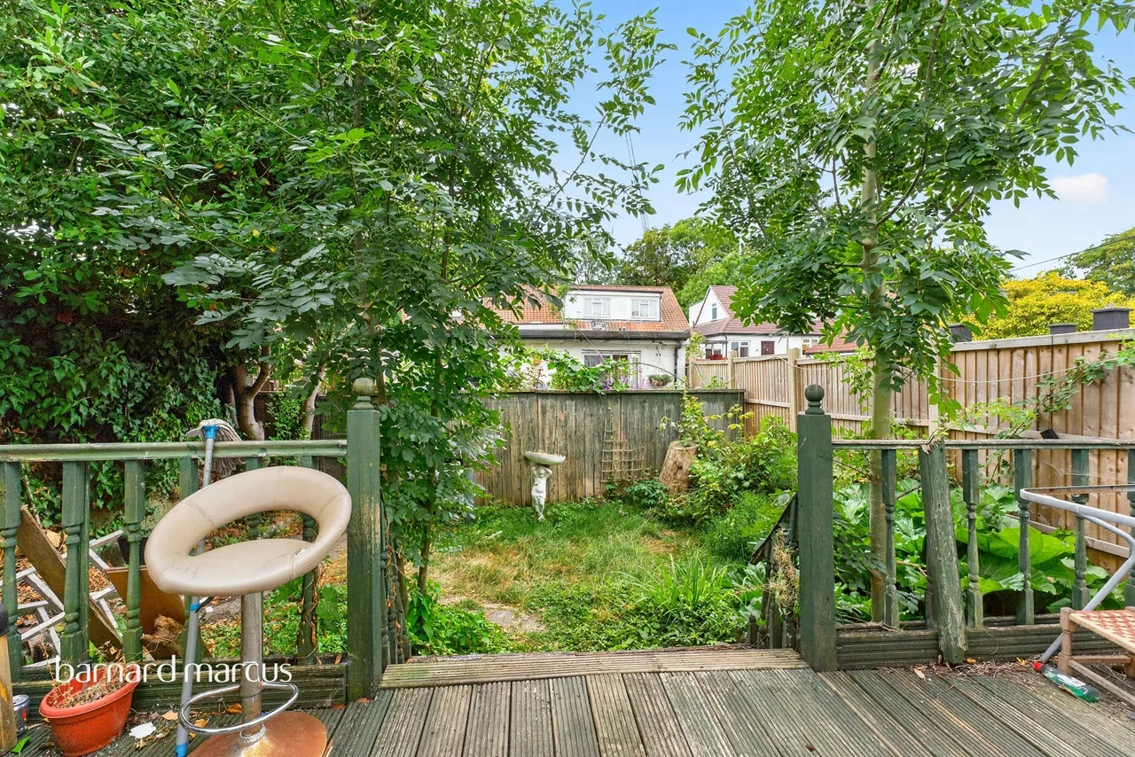 Holders Hill Avenue, London, NW4, photo 14