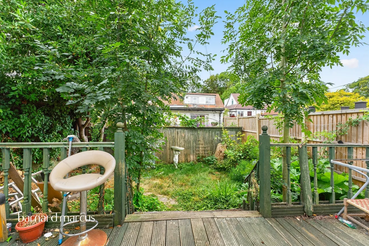Holders Hill Avenue, London, NW4, photo 15