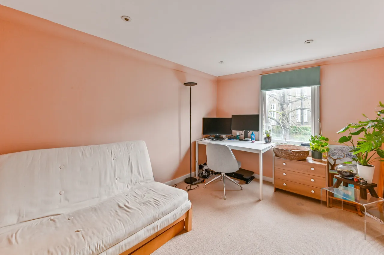 Flat A, 18 Barnsdale Road, London, photo 7