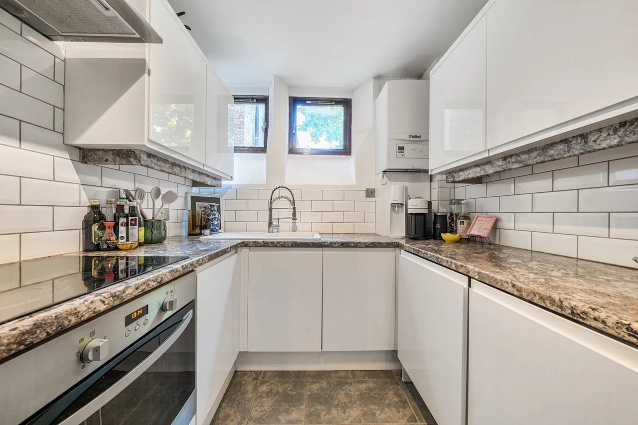 Waldegrave Road, SE19, photo 11