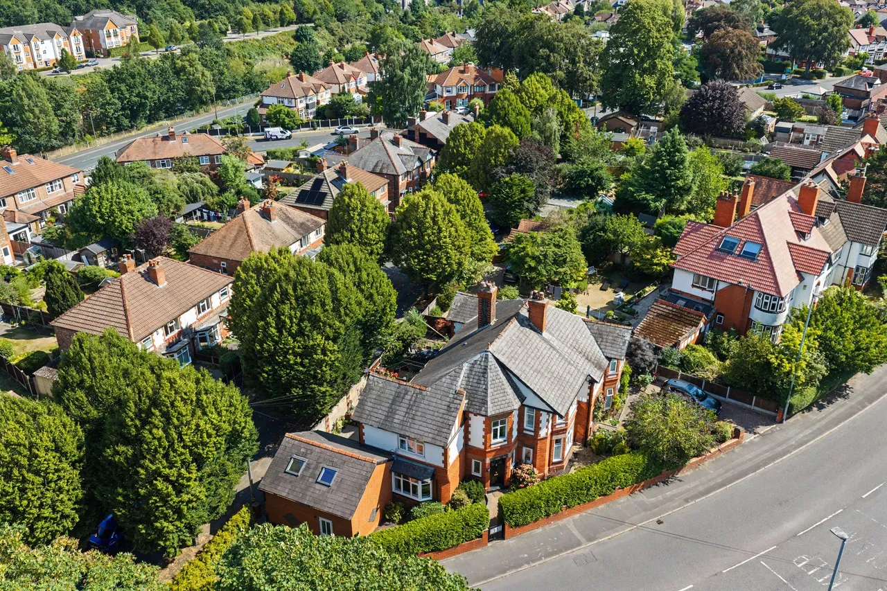 Higher Knutsford Road, Warrington, photo 23