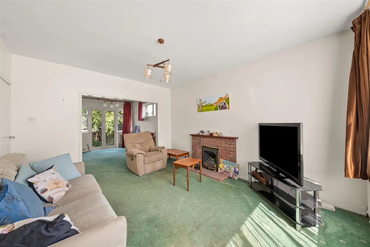 Heron Close, Uxbridge, photo 6