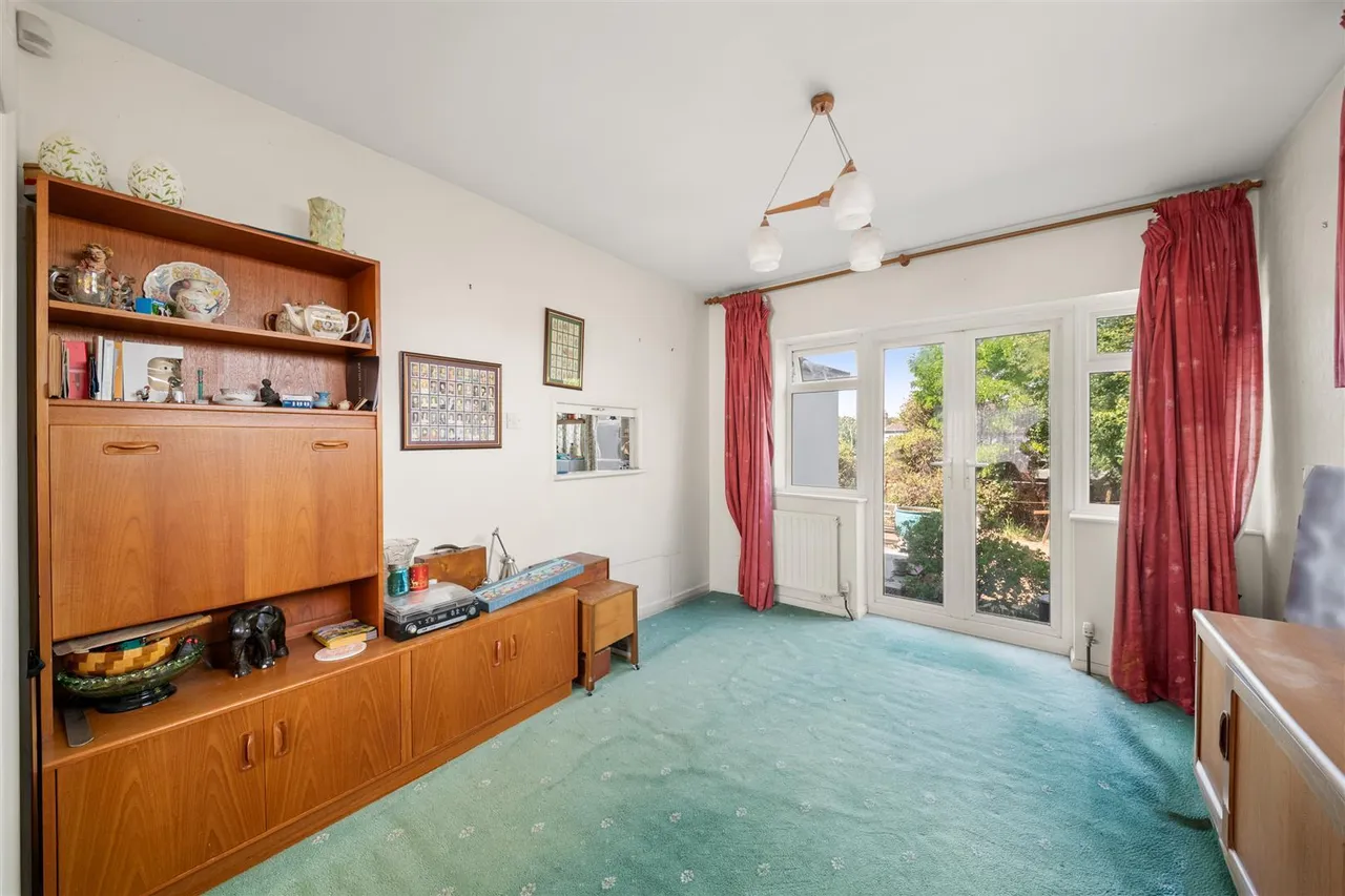 Heron Close, Uxbridge, photo 14