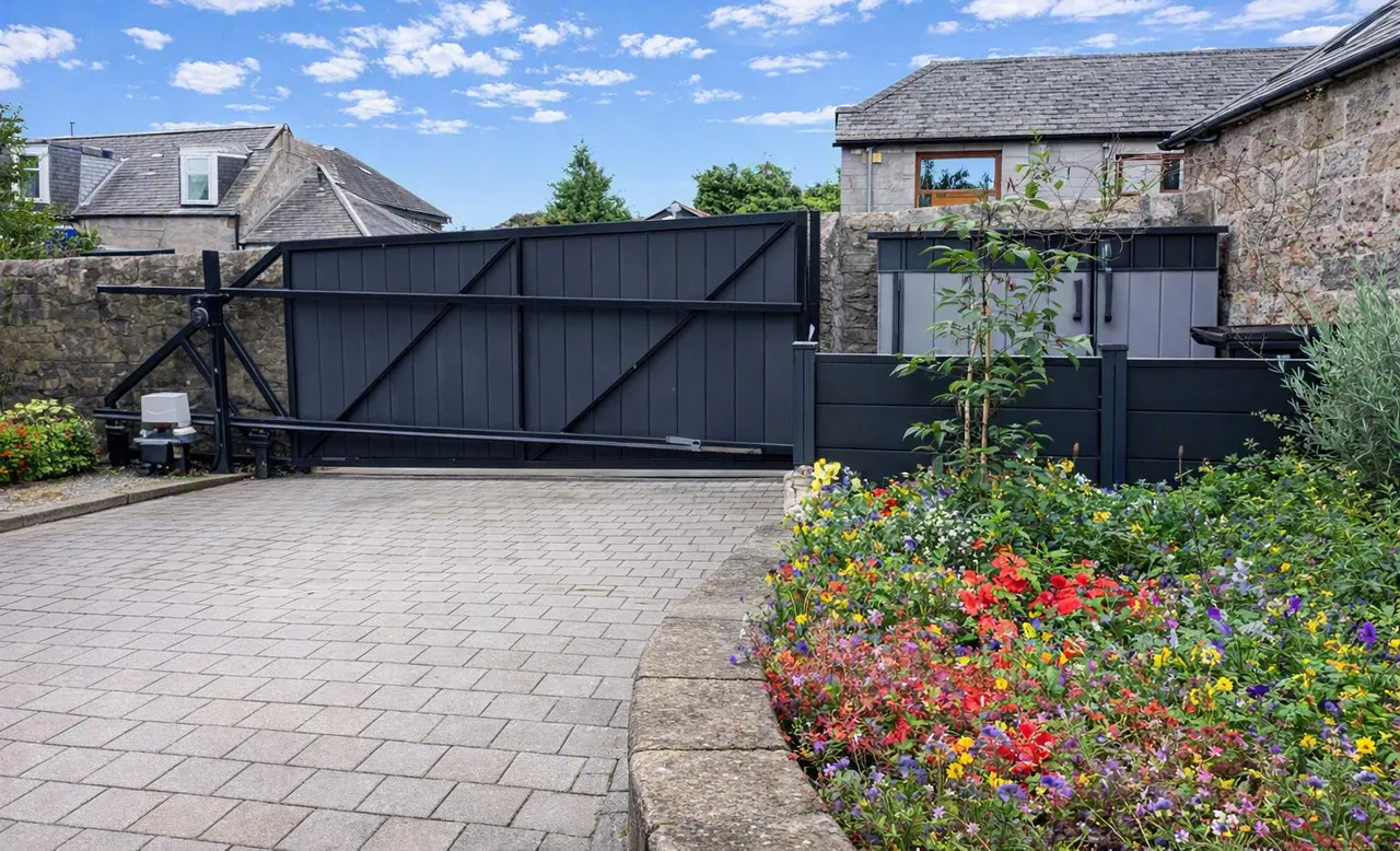 Clifton Road, Aberdeen, AB24, photo 23