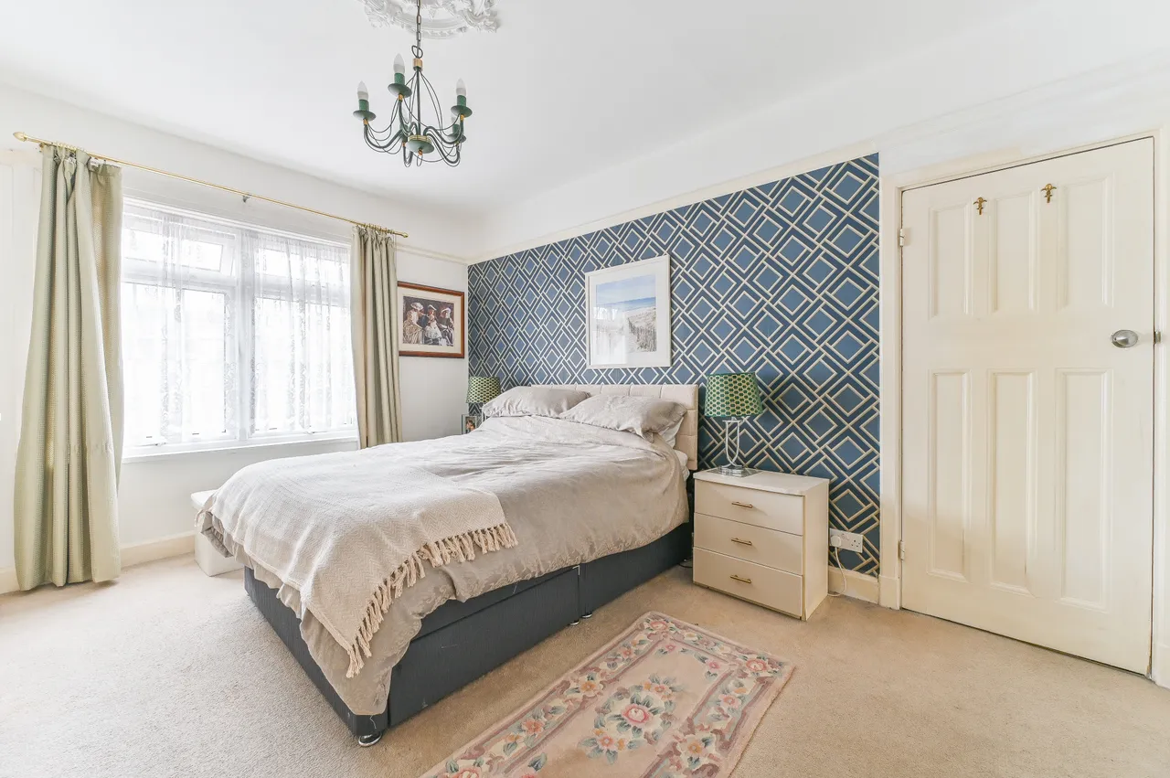 London, SW16, photo 9