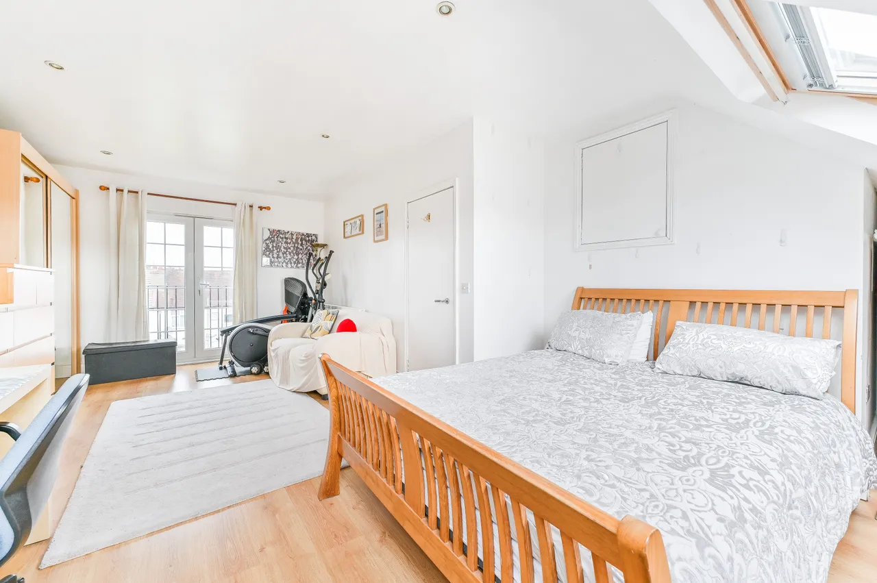 London, SW16, photo 12