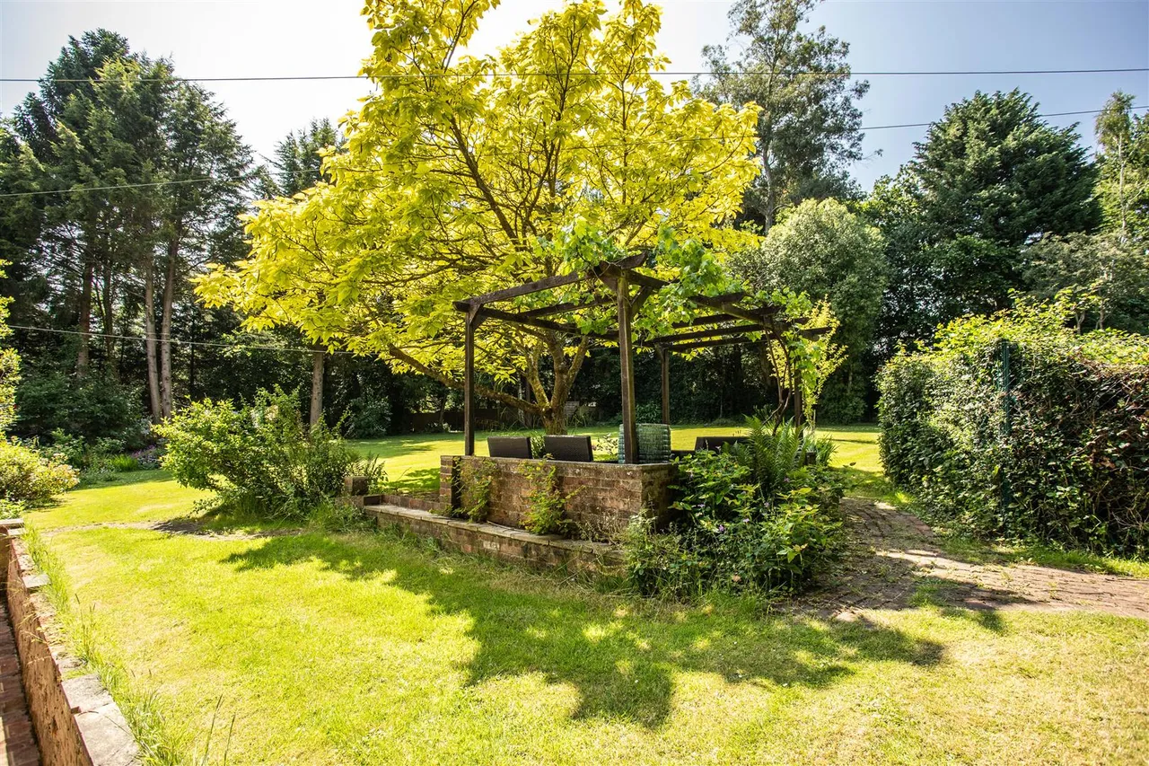 Horney Common, Uckfield, TN22 3EE, photo 18