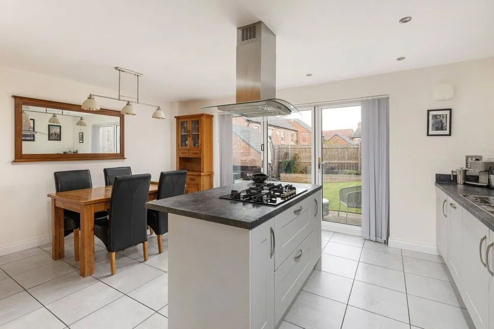 Beech Crescent, Newcastle upon Tyne, NE15, photo 2