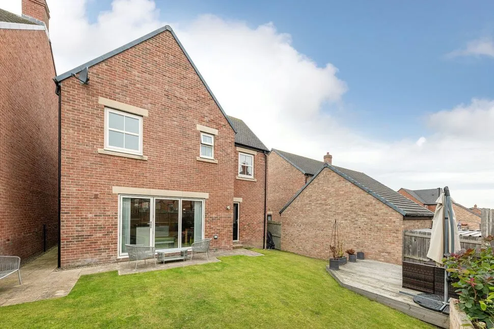 Beech Crescent, Newcastle upon Tyne, NE15, photo 14