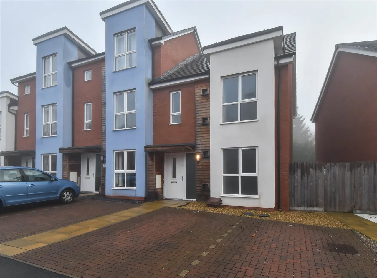 2 bed house for sale — Blakeney Drive, Bromsgrove, B61 8BG