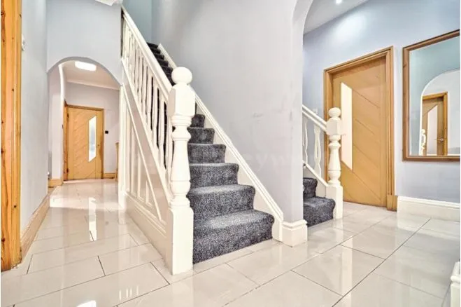 New Hall Lane, Preston, PR1, photo 10