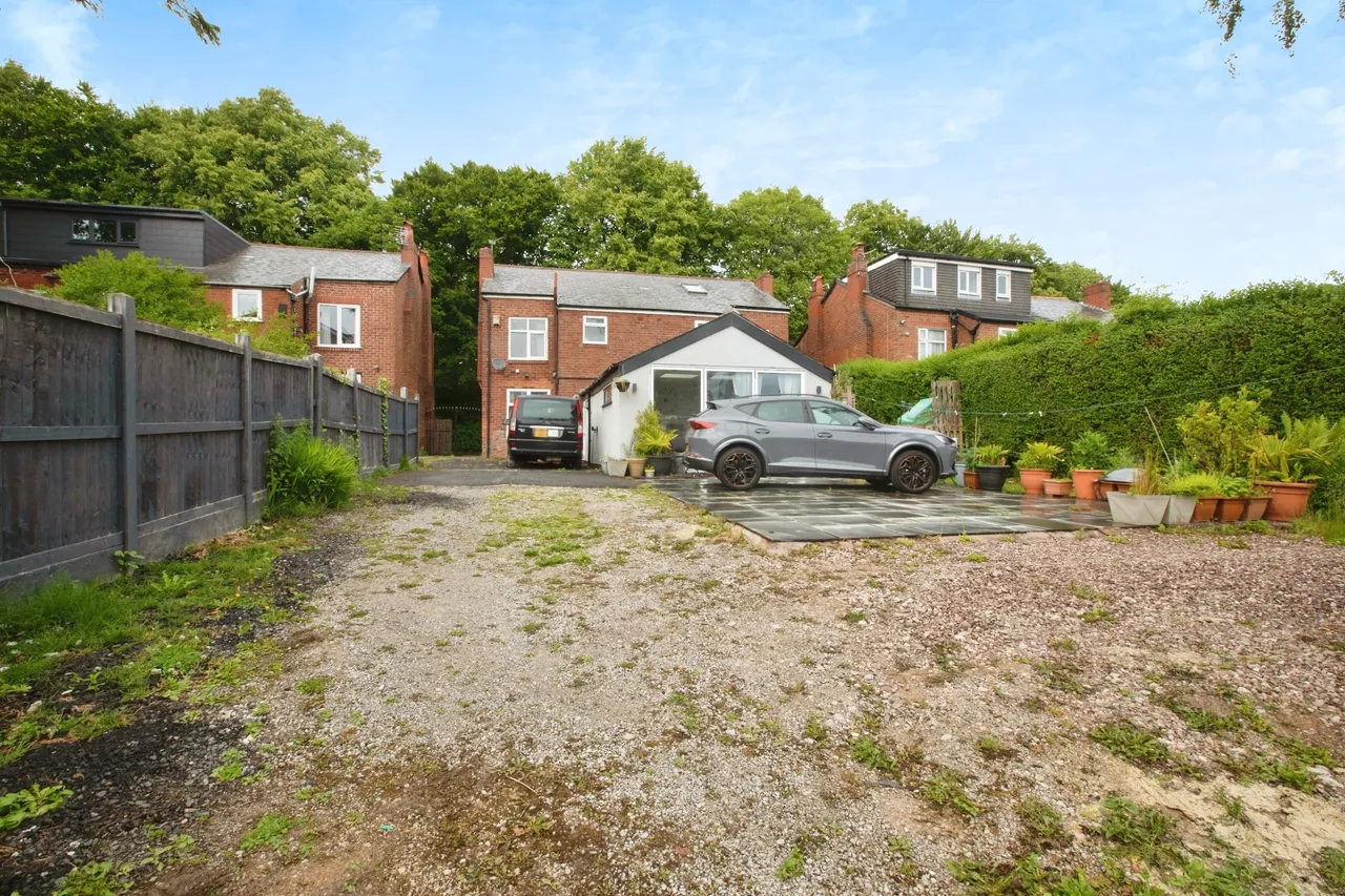 New Hall Lane, Preston, PR1, photo 21