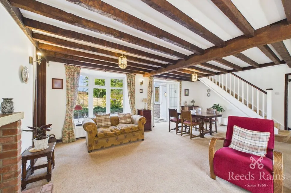 Burrs Farm Court, Gildingwells, S81, photo 10