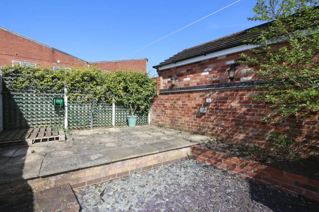 Tamworth Road, Ashby-De-La-Zouch, LE65, photo 14