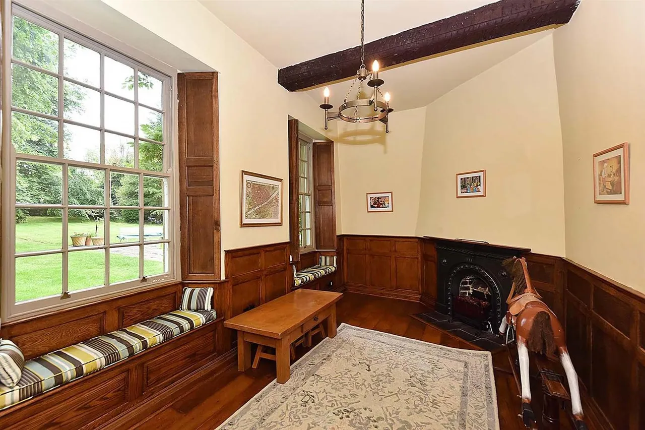 Langley Hall Close, Langley, SK11, photo 6