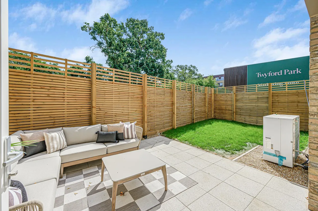 Twyford Abbey Road, Lon, NW10, photo 20