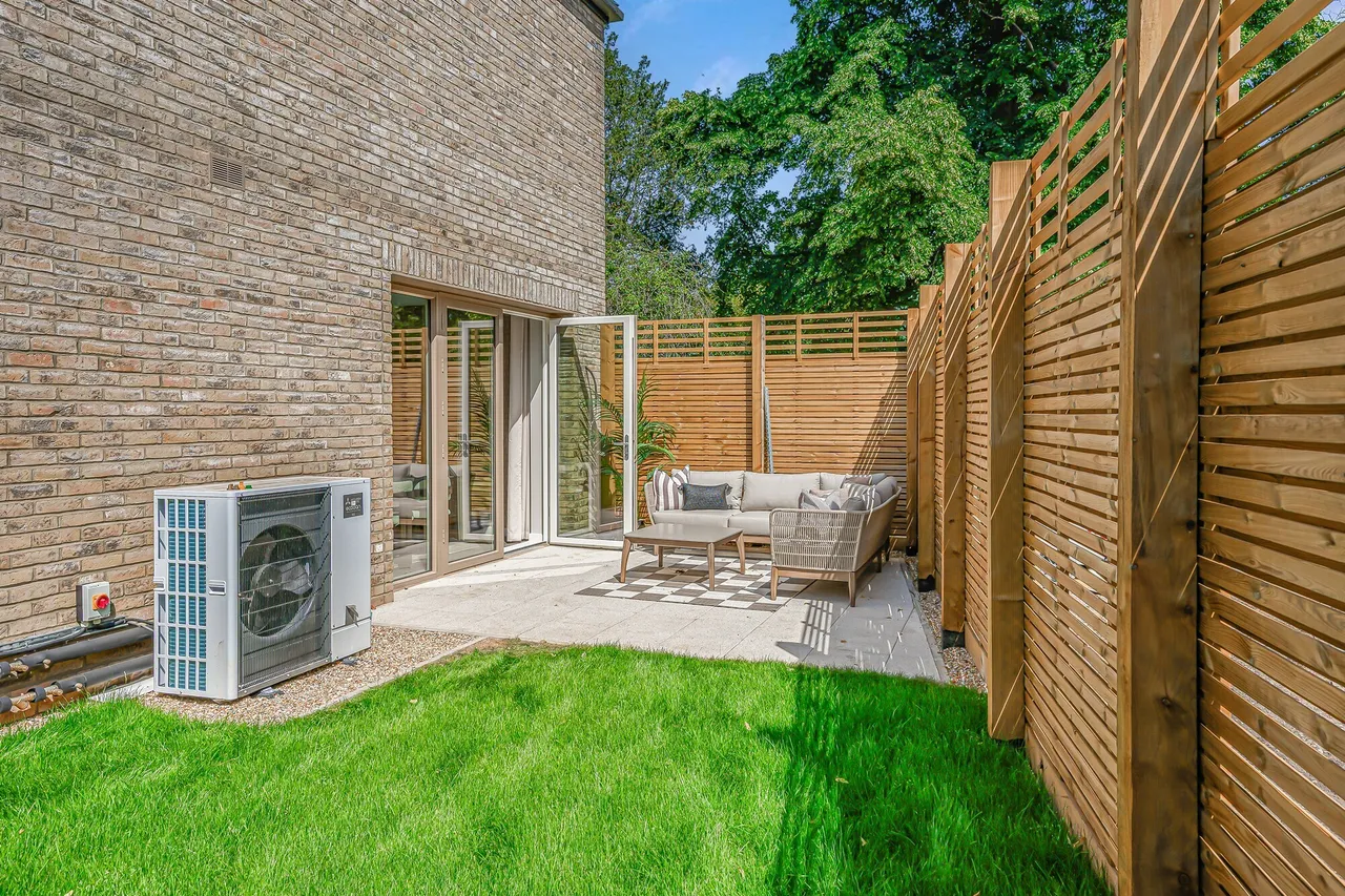 Twyford Abbey Road, Lon, NW10, photo 21