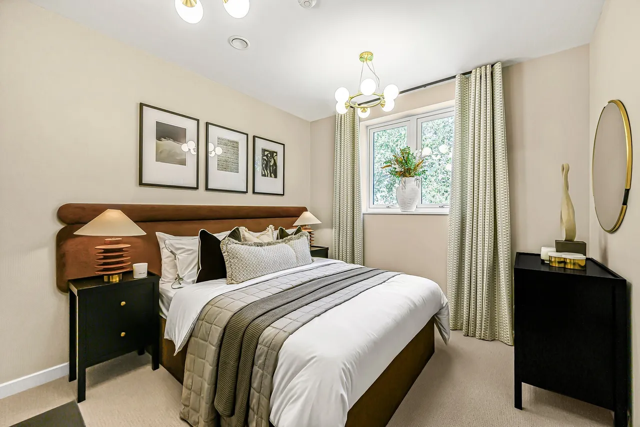 Twyford Abbey Road, Lon, NW10, photo 15