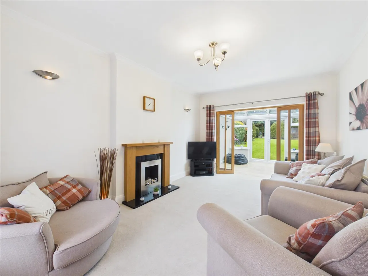Egerton Close, Pinner, HA5 2LP, photo 2