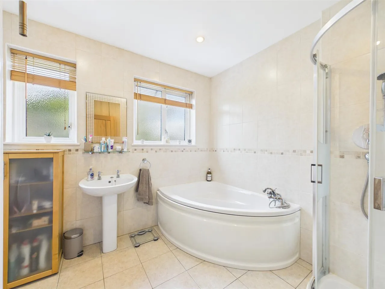 Egerton Close, Pinner, HA5 2LP, photo 13