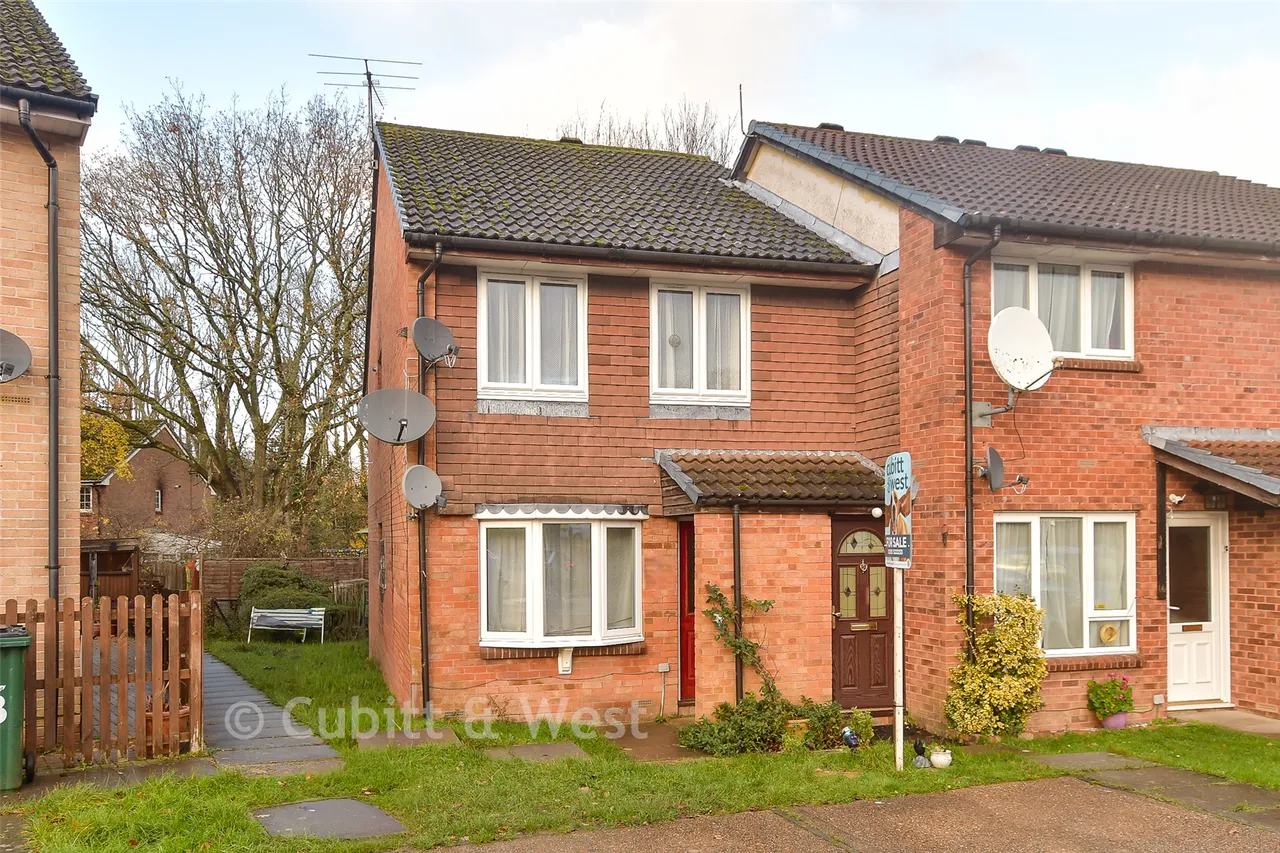 1 bed flat for sale, Birkdale Drive, Ifield, RH11