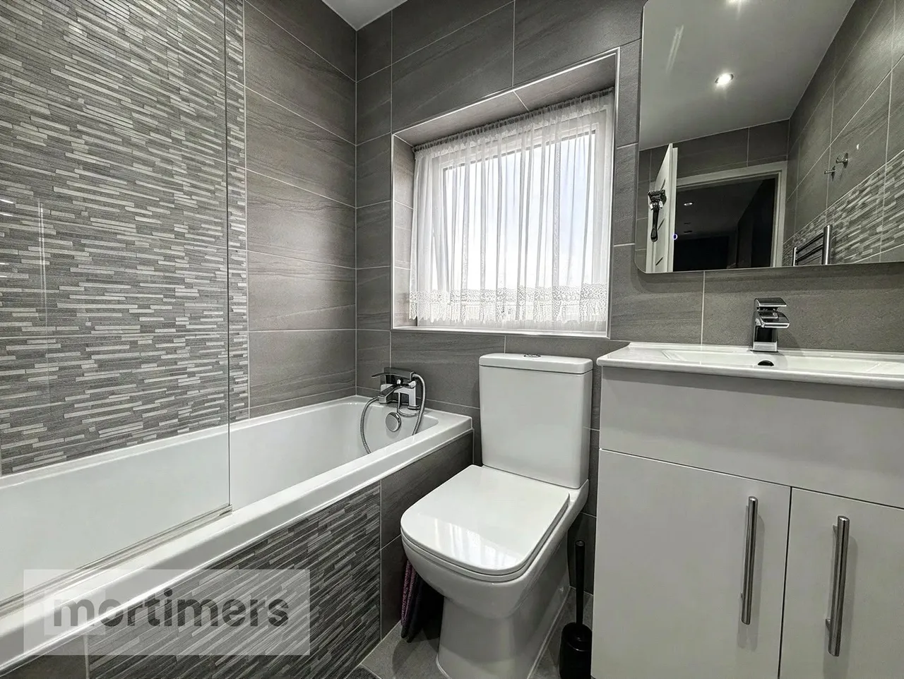 Howarth Avenue, Church, BB5, photo 11