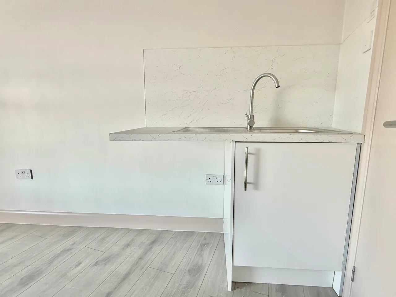 Hitchin Street, Biggleswade, SG18, photo 3
