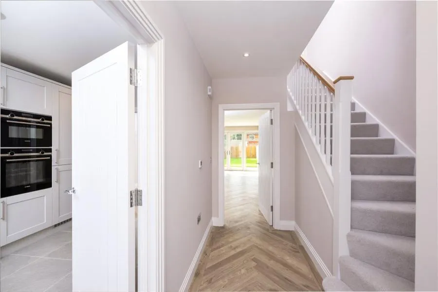 Ascot Oaks Crescent, Bracknell, RG12, photo 5