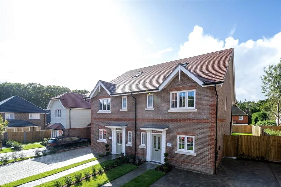 Ascot Oaks Crescent, Bracknell, RG12, photo 14