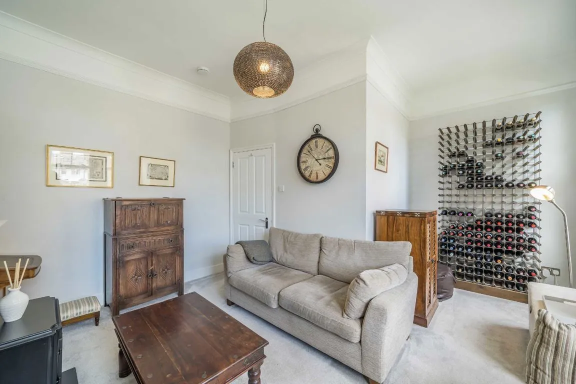Lessingham Avenue, SW17, photo 3