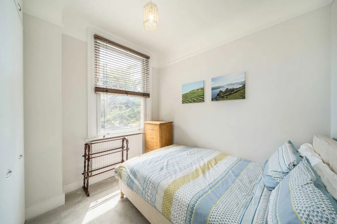 Lessingham Avenue, SW17, photo 7