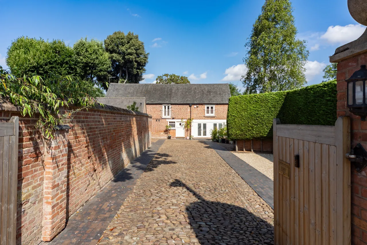 Melton Road, Rearsby, LE7, photo 2