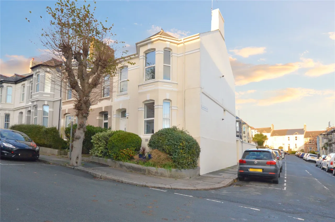 1 bed property for sale — May Terrace, Plymouth, Devon, PL4
