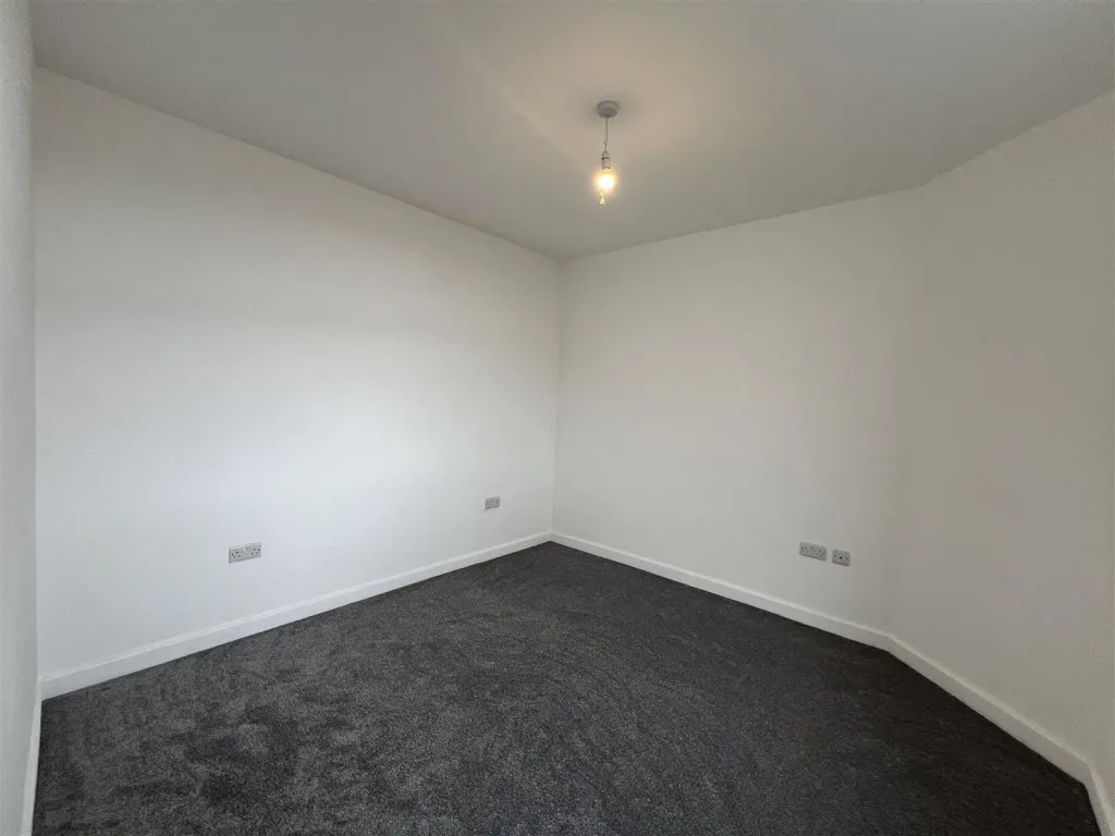 Parkwood Street, Keighley, BD21, photo 6