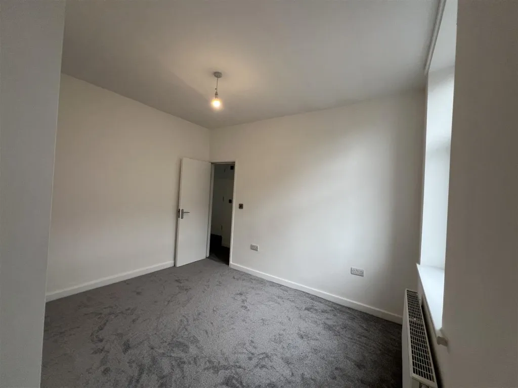 Parkwood Street, Keighley, BD21, photo 11