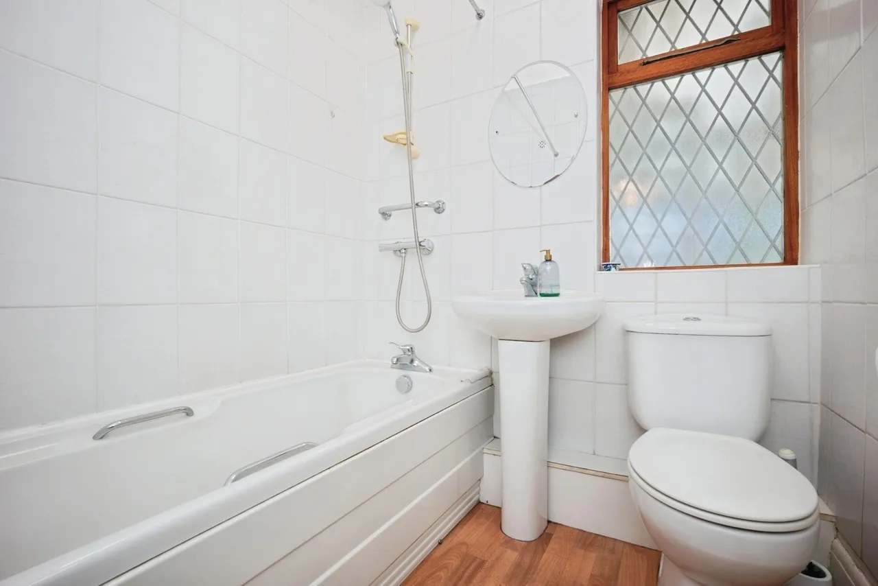 Woodsmoor Lane, Greater Manchester, SK2, photo 10