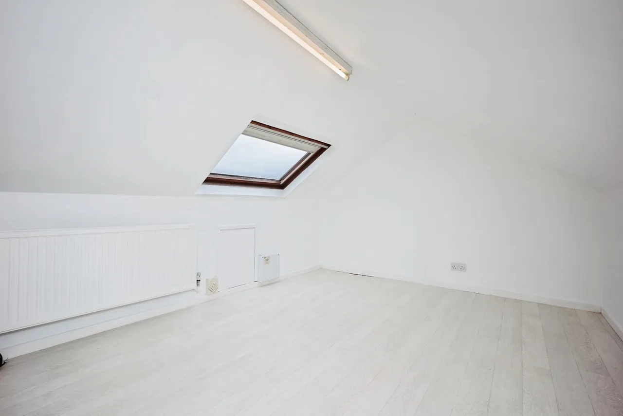 Woodsmoor Lane, Greater Manchester, SK2, photo 25
