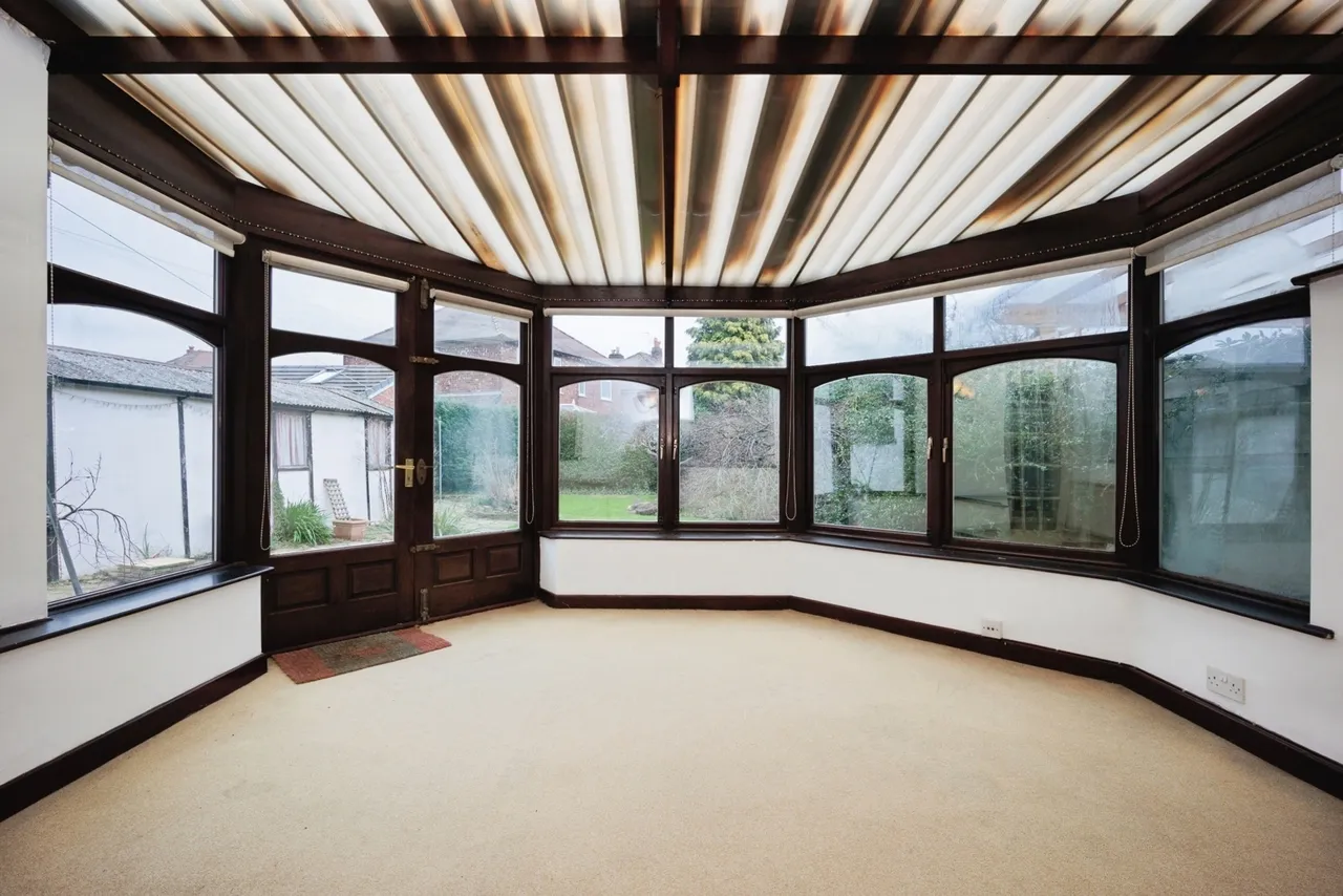 Woodsmoor Lane, Greater Manchester, SK2, photo 22