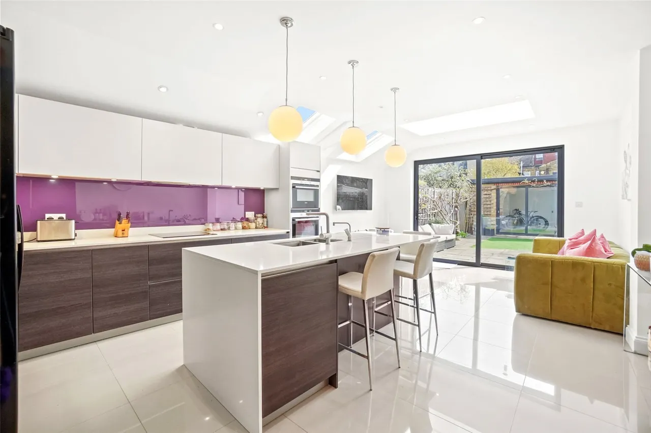 Gould Road, Twickenham, TW2 6RN, photo 5