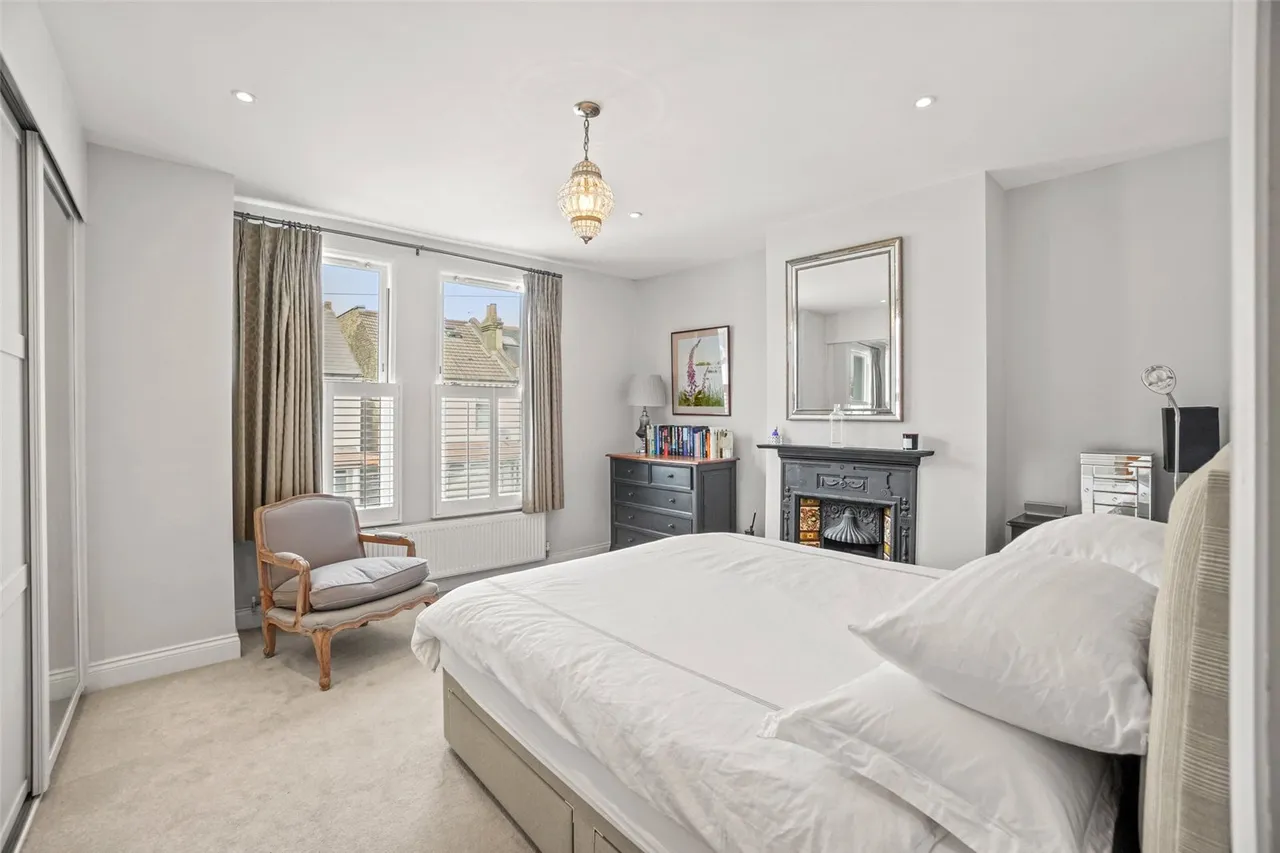 Gould Road, Twickenham, TW2 6RN, photo 9
