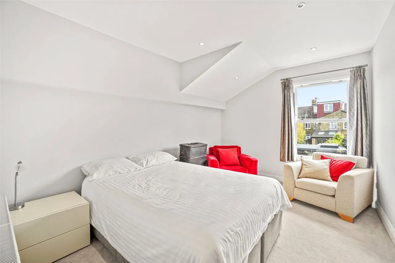 Gould Road, Twickenham, TW2 6RN, photo 11