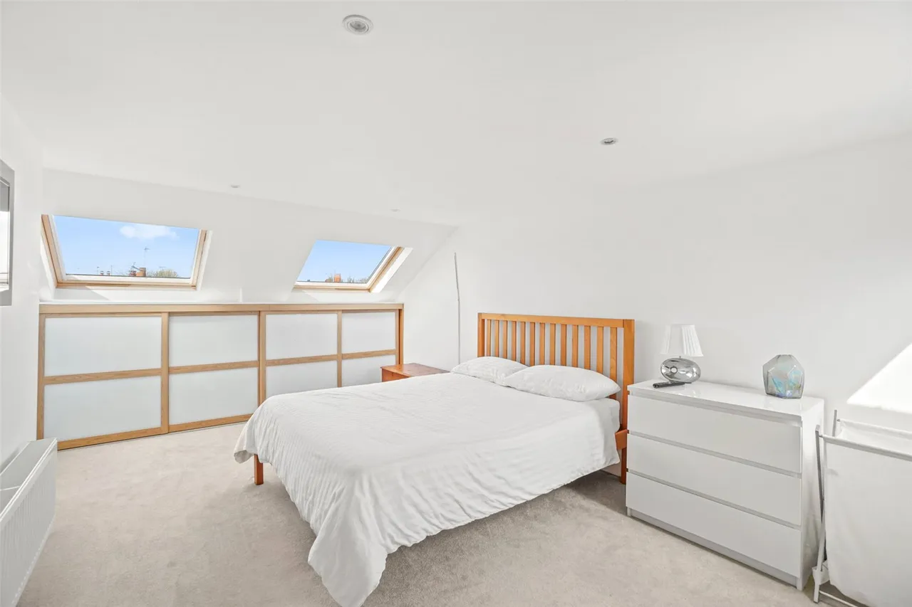 Gould Road, Twickenham, TW2 6RN, photo 10