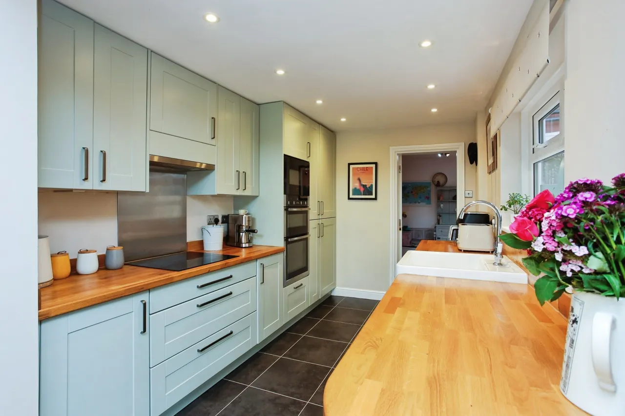 Howland Road, Marden, TN12, photo 3
