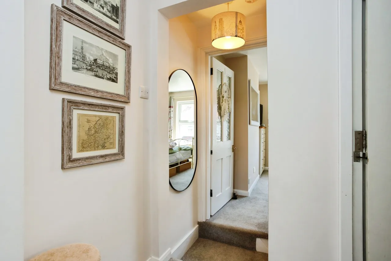 Howland Road, Marden, TN12, photo 11