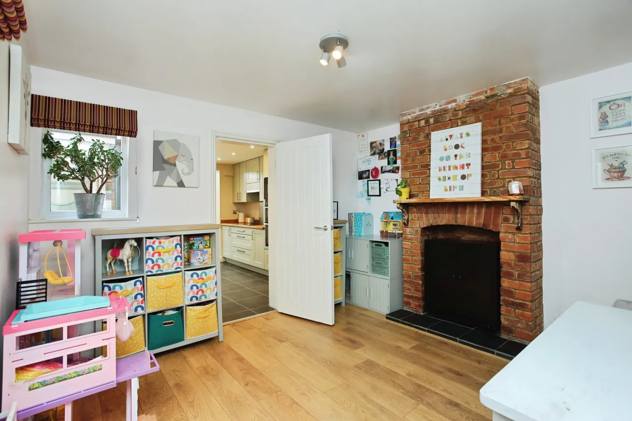 Howland Road, Marden, TN12, photo 9