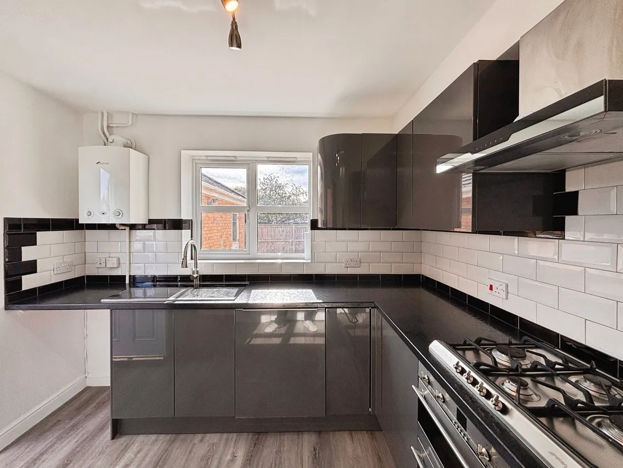 Juniper Way, Sleaford, NG34, photo 3