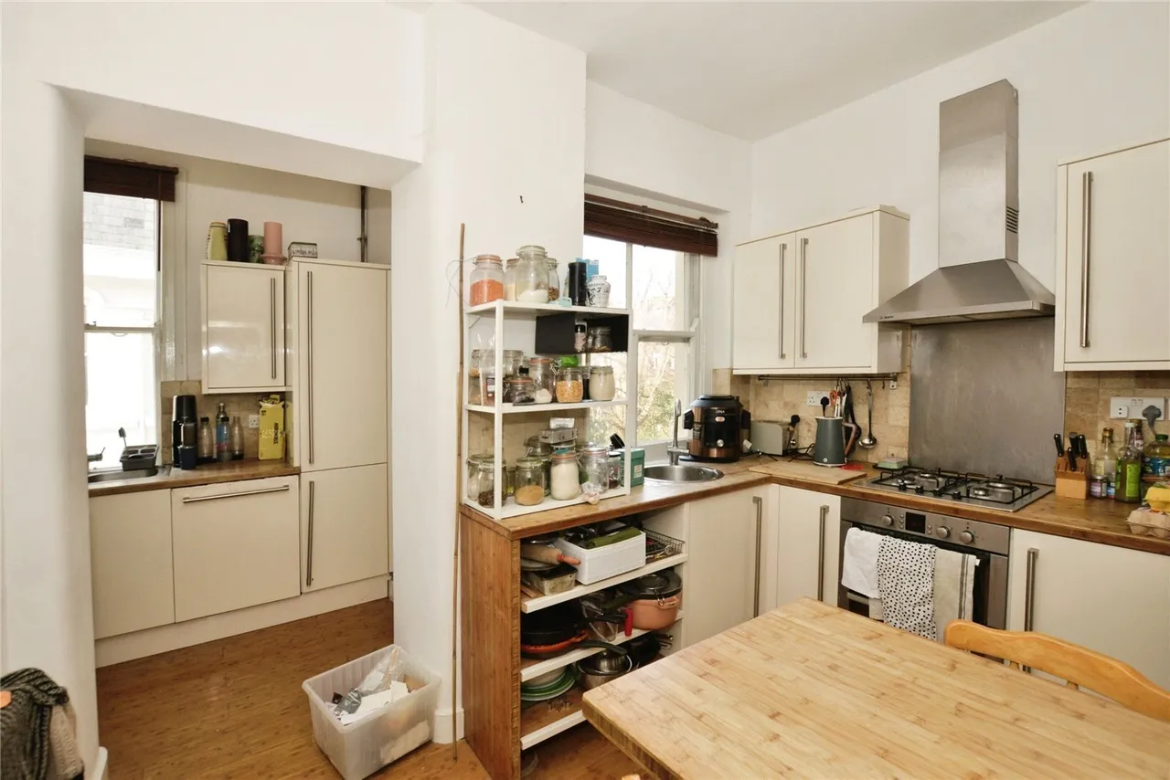 Clifton Crescent, Folkestone, Kent, CT20, photo 11