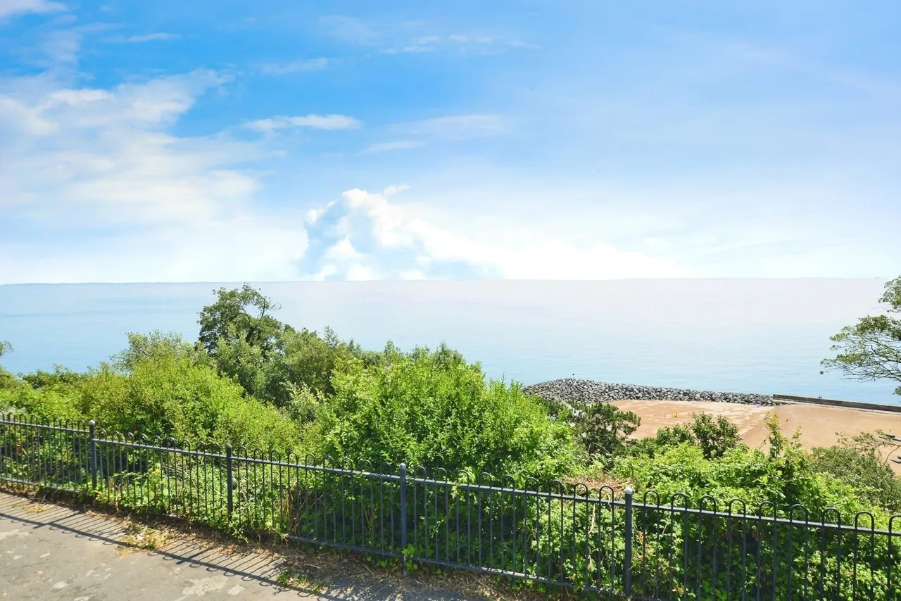 Clifton Crescent, Folkestone, Kent, CT20, photo 12