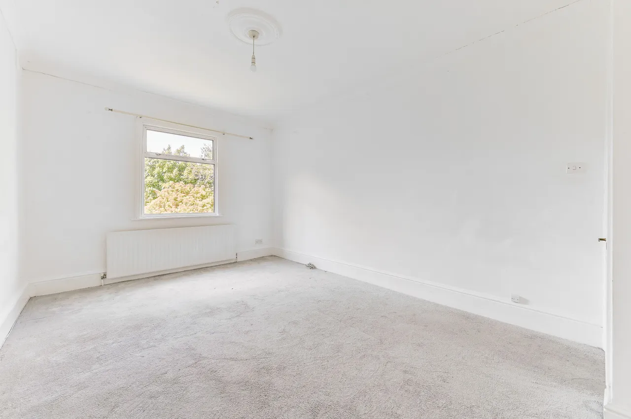 Flat 2, 24 Kent House Road, London, photo 4